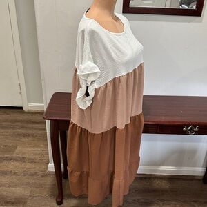 Women's Colorblock Tiered Maxi Dress in White and Brown